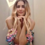 Aïcha Ben Ahmed Instagram - A little bit of sunlight 🔆💛💛