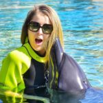 Aïcha Ben Ahmed Instagram - Yesterday was by far the most beautiful day in my life ❤️❤️❤️ @visit.dubai #dubai #visitdubai #dolphins #animallovers #nature #animalphotography #aichabenahmed #actress #actresslife Dubai - دبى