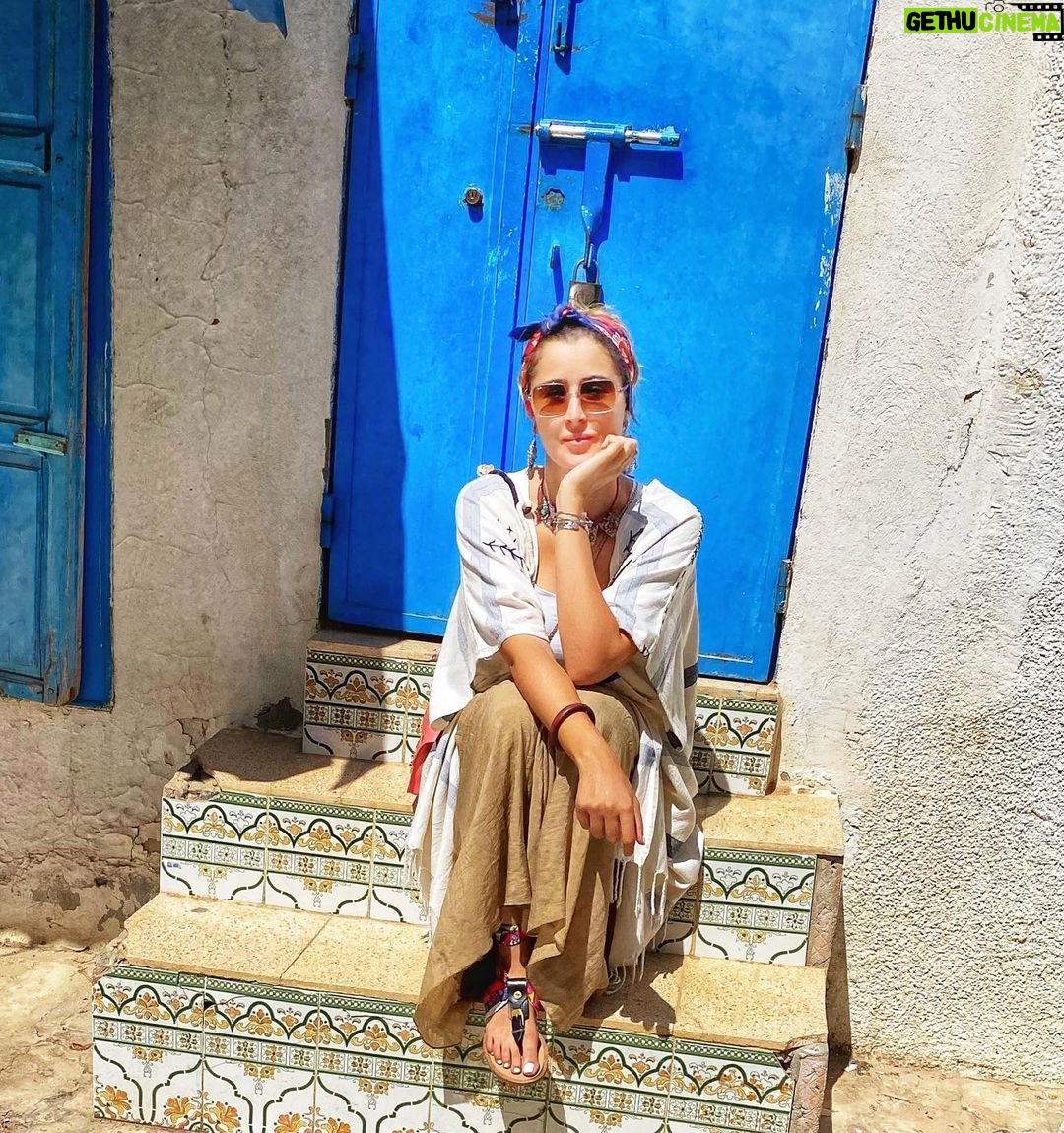 Aïcha Ben Ahmed Instagram - Morning 🌞🥰🦋 حومة السوق جربه