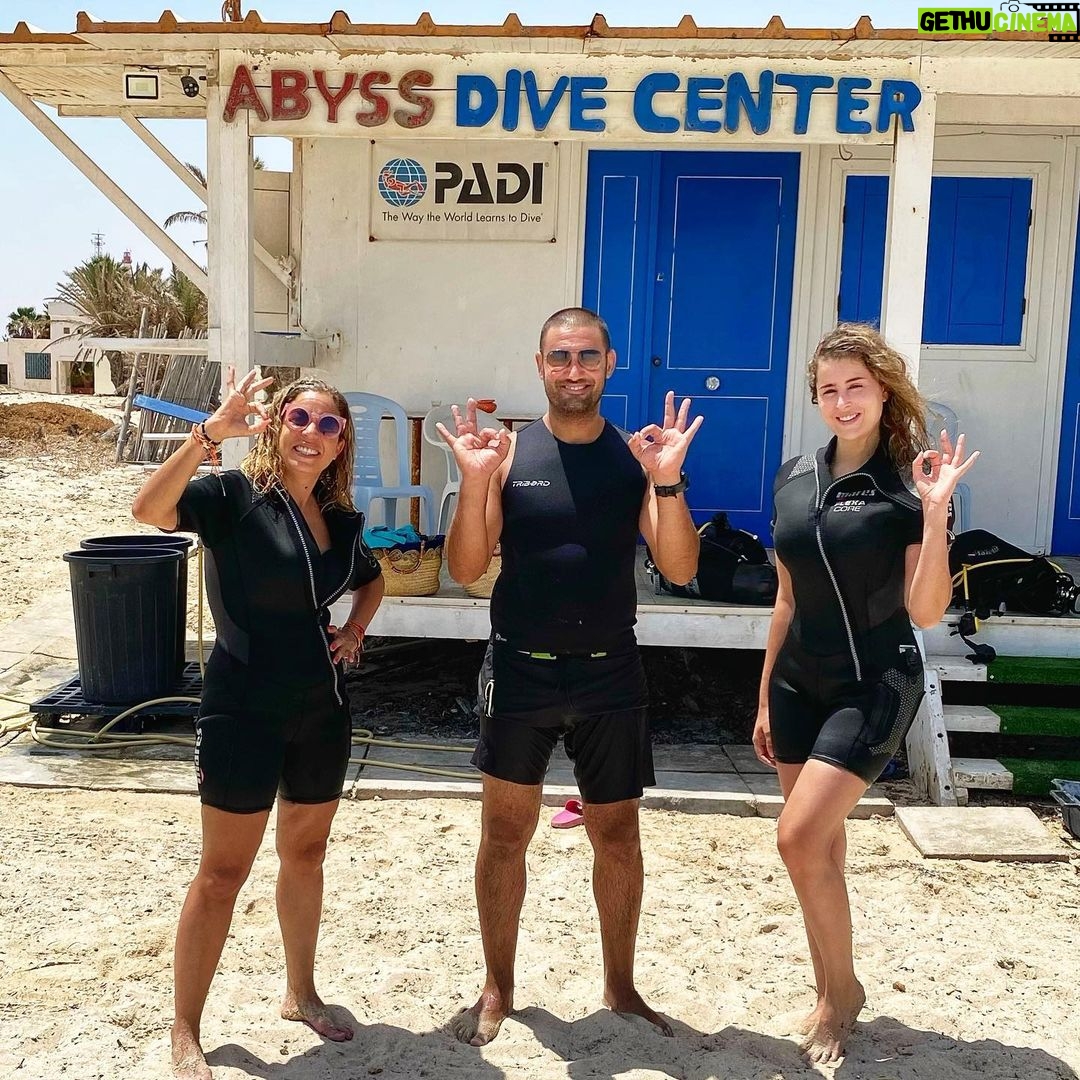 Aïcha Ben Ahmed Instagram - Merci @abyssdivecenterdje pour ce pur moment de bonheur ❤️🐠🐟🐡 #diving #djerba #tunisia #vacation #sea #naturelovers #aichabenahmed #عائشة_بن_احمد #تونس #جربة Abyss dive Center Djerba