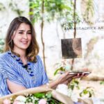 Aïcha Ben Ahmed Instagram – تم بعد ظهر اليوم بفضاء دار القايد المعموري إمضاء عقد بموجبه سأكون سفيرة للعلامة التونسية المميزة آرفيا،
هذه الشراكة جاءت تتويجا لمسار إكتشفت من خلاله وجود أوجه شبه عديدة علاوة على القيم المشتركة التي تجمعنا، علامة تونسية بإمتياز ذات جودة عالية، و لها من المعاني الإنسانية الكثير و التي إنتصرت من أجلها في هذه الشراكة.
كل الشكر و الإمتنان للسيد صادق العريبي على هذه الثقة الغالية ، متمنية لكل المنتسبين لهذه المؤسسة الوطنية مزيد النجاح وهي  التي ما فتأت تراهن على الجودة لبلوغ العالمية. آملة في أن تكون هذه الشراكة علامة فارقة لكل منا.
#arvea #arvea_nature #عائشة_بن_احمد #aichabenahmed #ambassadrice #nature #nontestesurlesanimaux #produitsnaturels #actress