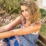 Aïcha Ben Ahmed Instagram - I was made for sunny days 🌞🌞 #sunnyday #summervibes #blondhair #actress #vacation #djerba #tunisia