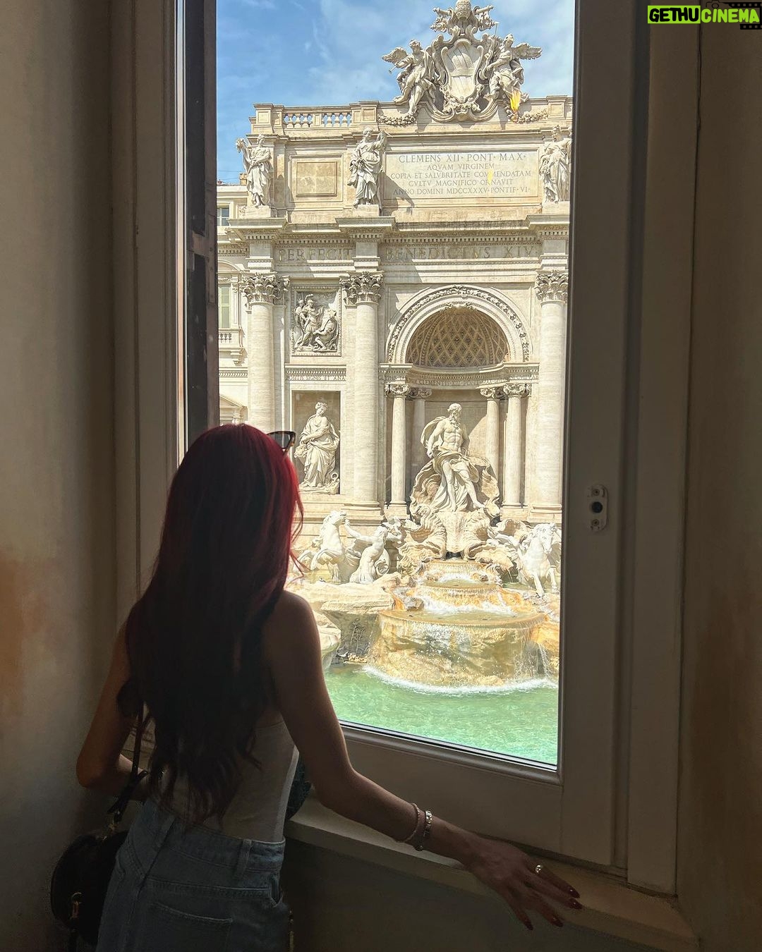 AC Bonifacio Instagram - tell her u love her Rome, Italy