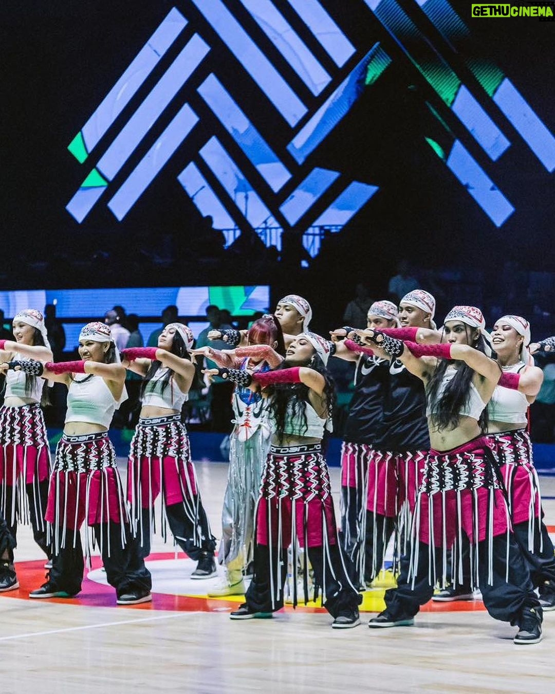 AC Bonifacio Instagram - took over halftime at FIBA last night @jumpman23 TEAAAAM WENT CRAZY big big thank yous to everyone !! none of this wouldve been possible without yall. @ateamph for completely going beyond my expectations hair @cristinebenoman_hair styling (insane BTW seriously) @lynalumno @rafvillas & whole team !! makeup @celine.c.lin photos & vid @alanshiii @sjcea nails @elinails.co & ofc @diannat @qiauoxi love u thank u guys !!!! Philippine Arena
