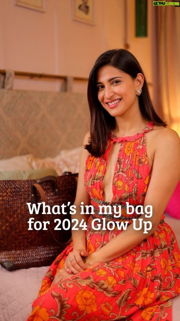 Aahana Kumra Instagram - All set to ‘Glow Up’ this year. 💁‍♀️ Beginning 2024 by sharing my favourite skin care products with you that are my travel essentials and best friends! 🌸 ✅ @wellbeing.nutrition Beauty Korean Marine Collagen Peptides ✅ @setuindia Skin Renew Glutathione ✅ @healthkart HK Vitals Biotin You can make small changes in your lifestyle to see big results. What are your New Year goals? Tell me in the comments below! You can get them all on Nykaa at great deals during the Nykaa Wellness Week between 5th -9th Jan. #NewYearNewGoals #NykaaWellnessWeek #NykaaWellness India