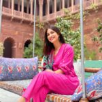 Aahana Kumra Instagram - Kisse hamaari nazdikiyon ke🌸💕 Kam toh nahi hain, kam toh nahi hain🌼🌞 #wintertomance #wintersun . . . . #winter #rajasthan #bikaner #incredibleindia #aahanakumra Bikaner-The Smart City