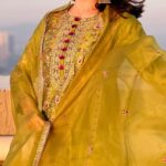 Aahana Kumra Instagram – Misbehaved wind and dupatta 💨🧣
Well behaved me 💁‍♀️😘🌞
Also evening sun is my favourite! Because golden hour💛🌞🌇🌅
All dressed up for the @criticschoiceindia 
And O LIV 🫒 being one of my fav colours and an outfit I love wearing the most! A salwar kameez! 😘🩷🌿🫒
Outfit : @pinkcitybysarika 
#criticschoiceawards 
.
.
.
.
#alldressedup #salwarkameez #salwarsuits #aahanakumra #redcarpet #indianoutfit #wednesday #wednesdays #wednesdaywisdom Mumbai – मुंबई