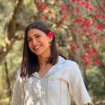 Aahana Kumra Instagram - I’ve said it once and again and again and will scream from the top of the mountains!! 🏞️🐫🏜️🎭😍⛺️🌌🏕️⛰️🌞🩷💁‍♀️ India is INCREDIBLE!! 🇮🇳🇮🇳 Also P S : the flower i mentioned earlier is called Rhododendron 🌹🌹🌹 and is truly my favourite in the mountains!! #meghalaya you beauty!! #shillong #meghalayaunexplored . . . . #shnongpdeng #dawki #elephantfalls #rhododendron #aahanakumra #solofemaletraveler #solotravel #solotraveler #travelphotography #travelgram #traveltheworld #traveller #travelblogger #travelling #travel #mawlynnong #livingrootsbridge Shillong,Meghalaya