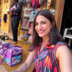 Aahana Kumra Instagram – How can I talk about Rajasthan and not see Colors! 😘🌞
I love how vibrant this state is! And unapologetically! Just like India! It has Colors of all kinds! And that’s what makes this state one of my favourite ever!! 🩷❤️🩵💛💙🧡💚💜
The people,
The warmth,
The food,
The shopping,
The experiences! One of a kind!
No wonder they say “Padhaaro mhaare des!”🌞🏜️🐪🌞🩷#rajasthan
#jaisalmer
.
.
.
.
#rajasthandiaries #rajasthantourism #aahanakumra #solofemaletraveler #jaisalmerfort #jaisalmerdiaries #jaisalmerdesert #india #incredibleindia #rajasthandiaries #travel #traveltheworld #travelphotography #travelling #travellife #travelgram #instatravel Golden Fort – Jaisalmer