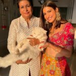Aahana Kumra Instagram - Animal lover, animal feeder, cop, lawyer, motivator, the person from who I’ve learnt never say impossible! 🩷😘💁‍♀️💪 Happy birthday to my strongest mamma! 😘👯‍♀️🐾 Happy International womens day from the kumra ladies! And happy Maha Shiv Ratri to all!! Must say quite a day for us at home! 😘👯‍♀️💁‍♀️🩷🏜️🏞️ #happybirthdaymom #happyinternationalwomensday #happymahashivratri🙏 #happybirthday . . . . #happy #womensday #womensupportingwomen #womenempowerment #womenempoweringwomen #mothership #happybirthday #mom #shiv #omnamahshivaya🙏 #shiv #mothership Mumbai, Maharashtra