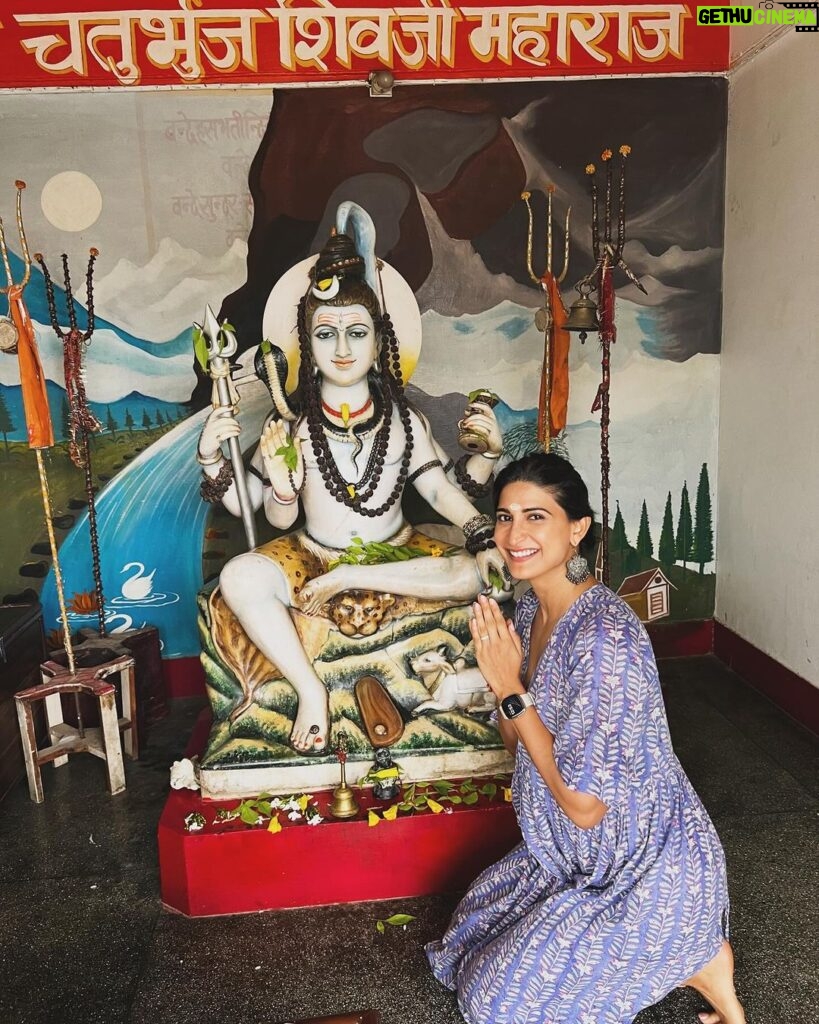 Aahana Kumra Instagram - Animal lover, animal feeder, cop, lawyer, motivator, the person from who I’ve learnt never say impossible! 🩷😘💁‍♀️💪 Happy birthday to my strongest mamma! 😘👯‍♀️🐾 Happy International womens day from the kumra ladies! And happy Maha Shiv Ratri to all!! Must say quite a day for us at home! 😘👯‍♀️💁‍♀️🩷🏜️🏞️ #happybirthdaymom #happyinternationalwomensday #happymahashivratri🙏 #happybirthday . . . . #happy #womensday #womensupportingwomen #womenempowerment #womenempoweringwomen #mothership #happybirthday #mom #shiv #omnamahshivaya🙏 #shiv #mothership Mumbai, Maharashtra