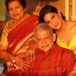 Aahana Kumra Instagram - Animal lover, animal feeder, cop, lawyer, motivator, the person from who I’ve learnt never say impossible! 🩷😘💁‍♀️💪 Happy birthday to my strongest mamma! 😘👯‍♀️🐾 Happy International womens day from the kumra ladies! And happy Maha Shiv Ratri to all!! Must say quite a day for us at home! 😘👯‍♀️💁‍♀️🩷🏜️🏞️ #happybirthdaymom #happyinternationalwomensday #happymahashivratri🙏 #happybirthday . . . . #happy #womensday #womensupportingwomen #womenempowerment #womenempoweringwomen #mothership #happybirthday #mom #shiv #omnamahshivaya🙏 #shiv #mothership Mumbai, Maharashtra
