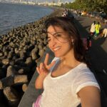 Aahana Kumra Instagram - What a mammoth 🦣 run the last 6 weeks have been!! With #Constellations opening in 4 weeks, we were in 8 hours of rehearsals everyday 🎭Shutting ourselves to the outside world! 💁‍♀️From shifting my base to South Bombay to walking back home everyday through Marine Drive and listening to music to shut the noise, the process of being Marianne has been nothing short of magical🌌 Learning the Indian Sign Language and falling in love with Roland in different multiverses has been truly spectacular! 👩‍❤️‍💋‍👨 I’m so proud of the work that we have put in and presented a beautiful play to our wonderful audiences who kept us house full for 2 solid weeks! @bguthrie01 you maestro! Thank you for letting us try your patience everyday! And holding our hands through these multiverses that we transversed together! only you could handle our madness! 🐝🌌🥹💕🎭 @realkunaalroykapur I absolutely love you and thank you for taking this plunge with me! You are my rock! You are and will always be my Roland! My cutest bee keeper😘🥹💕🎭🌌🐝 @dipnaa thank you for being such a fantastic teacher! And helping us find our feet in this beautiful production. 💕 @saatvikanta @avafrin what would we do without you two!? Thank you for making sure we were fed and you weren’t fed up of us! 😘😘🫰🫰 #shernaazpatel for being ever so kind to help us with our voice and breath on stage!! #arghyalahiri @yaelcrishna for lighting us and our set so beautifully and Rahul for the gorgeous sound! Richard for the most complex yet fantastic set I’ve set foot on! The whole team at @ncpamumbai for pushing the envelope! And last but not the least my foster parents @radhikajhaveri and Atul for putting up with me and my madness for these 6 weeks! I love you both! 🥹🫰🐝😘🌌👩‍❤️‍💋‍👨🧿💕 Theatre will always be my first love no matter what! And I’m grateful that in this multiverse I get to live so many lives through my work!🎭🥹💕 We are grateful to each and everyone who took time and turned up for our shows! You guys are the best! 🥹🫰🐝🌌🎭💁‍♀️💕😘🌸 And above all, thank you for supporting theatre! 🎭 Can’t wait to bring this wonderful play to your cities soon! 💁‍♀️💕🌌🎭🐝🧿 NCPA Mumbai
