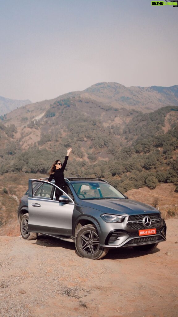 Aakriti Rana Instagram - Got my hands on the @mercedesbenzind’s GLE 450 4MATIC and straightaway took it for an adventure! Did you know about this little wonderful town just 40 mins away from Dharamshala called Yol? Unlike the other hill stations, Yol is pretty untouched and quiet. The view of the Dhauladhar mountain range from here is incredible when it snows! ❤️ Spent 2 days here and what a comfortable journey it was! @mercedesbenzind GLE’s suspension is the best! I didn’t feel a thing while off roading. Even though it’s a massive car, I was so comfortable driving it because of the insane 360 degree camera. It’s so easy to take it anywhere because of that! Shadow definitely approves the GLE as his favourite car because he comfortably slept on the back seat without even moving! Usually the poor baby is jumping ahead to sit on my lap. The 6 cylinder engine with its smooth transmission made it a very comfortable and yet thrilling ride! ❤️ #MERCEDESBENZGLE #aakritirana #collab #mercedes #roadtrip #hillstation #incredibleindia #reelsindia #travelblogger #indiantravelblogger #himachalpradesh #yol Yol, Himachal Pradesh
