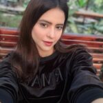 Aamna Sharif Instagram - Focussing on what matters….