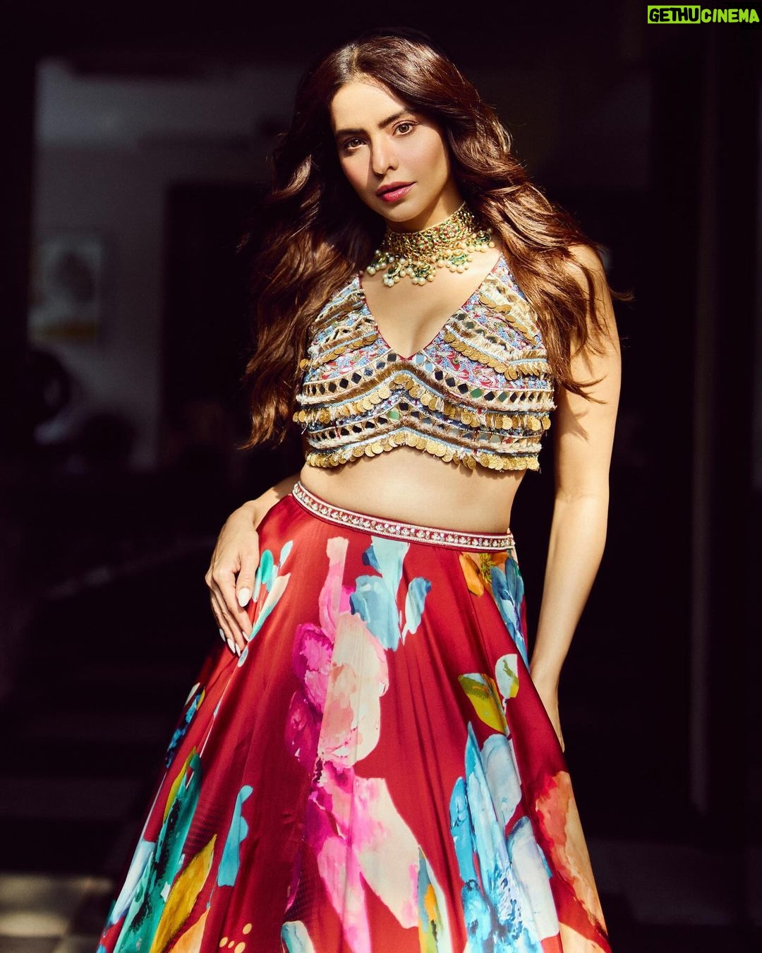 Aamna Sharif Instagram - A certain darkness is needed to see the stars … . . . . . . @officialjuhibengani @tyaanijewellery @shrushti_216 @mukeshpatilmakeup @little_hair_poetry @saurabh_sonkar
