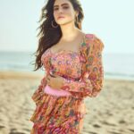 Aamna Sharif Instagram - She lapped against the shore, Restless like the sea,ready for any adventure, that blew along her way… . . . . . 📷 @saurabh_sonkar @mukeshpatilmakeup @little_hair_poetry @newarrivals.co