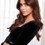 Aamna Sharif Instagram - Know Your Worth 🖤