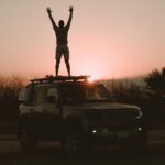 Aarón Díaz Instagram – Cada minuto más cerca de compartir con ustedes este hermoso viaje por México. 🇲🇽 
.
Gracias a nuestros aliados de @landrovermx  recorrimos más de 20,000 km por los mágicos caminos que nos llevaron a lugares inolvidables…. 
.
@reconexionmexico  5 ENERO solo por @vix