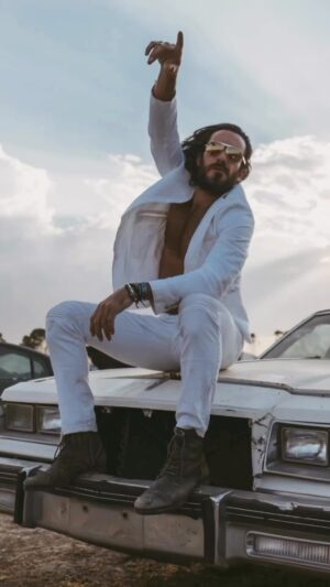 Aarón Díaz Instagram - Estás son algunas fotos que capturamos durante la grabación. Que increíble que van a poder ver todo lo que hicimos durante estos últimos 3 años recorriendo todo México 🌵🇲🇽. Faltan 3 días!! 

¿Ya tienes tu acceso a @vix ??