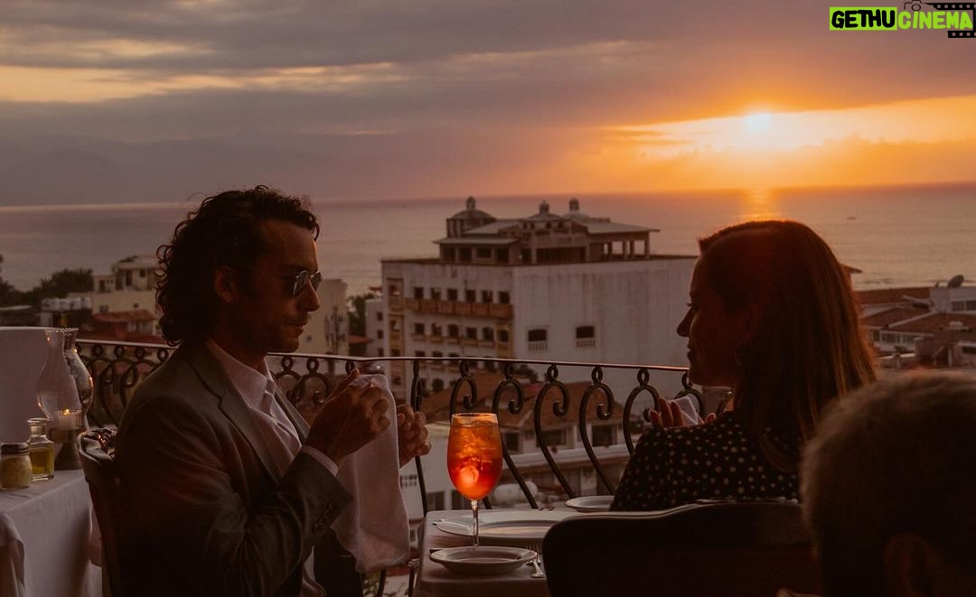 Aarón Díaz Instagram - 🌅 @aarondiaz me llevó a conocer el lugar donde nació… Episodio “Jalisco” @reconexionmexico No se lo pierdan! Lo más visto en @vix