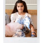 Aarón Díaz Instagram - 🙏🏻 Erin Diaz Ponce cuando llegaste a nuestras vidas nos hiciste los seres más felices del Universo… Gracias por tu existencia, tu luz y amor… Dios te bendiga todos los días de tu maravillosa Vida! Son 11! Make a wish! Feliz cumple 🥳 princess Te amamos! @realgirlstv @aarondiaz 🥳❤️🥰😍