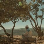 Aarón Díaz Instagram – En este episodio aprendimos que Los tarahumaras se llaman a sí mismos rarámuri, que significa corredores a pie; proviene de las raíces: rara (pie) y muri (correr). Habitan la parte de la Sierra Madre Occidental que atraviesa el estado de Chihuahua y el suroeste de Durango y Sonora. ¿Sabían eso?
🌵🇲🇽 México
