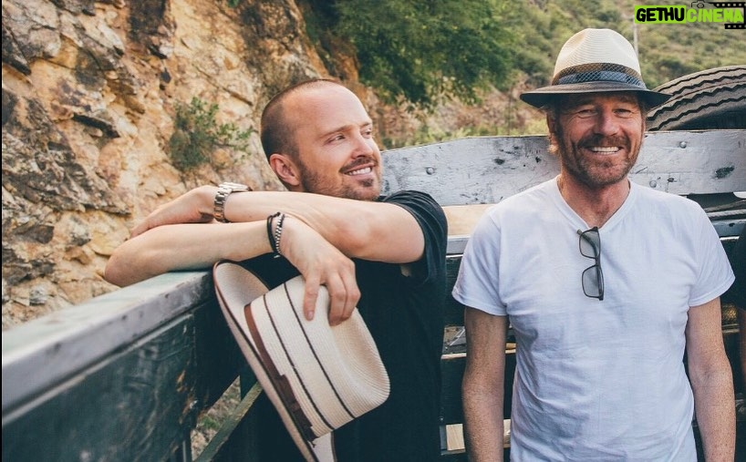 Aaron Paul Instagram - Hey New Orleans! Who wants some drinks? Me and this slacker are going to be serving up some Dos Hombres Mezcal from 2-4 tomorrow afternoon near Jackson square. Come say hello! Must be of legal drinking age to enter the bar. Come thirsty!🥃 Exact location will be disclosed soon. 📷 @coryt