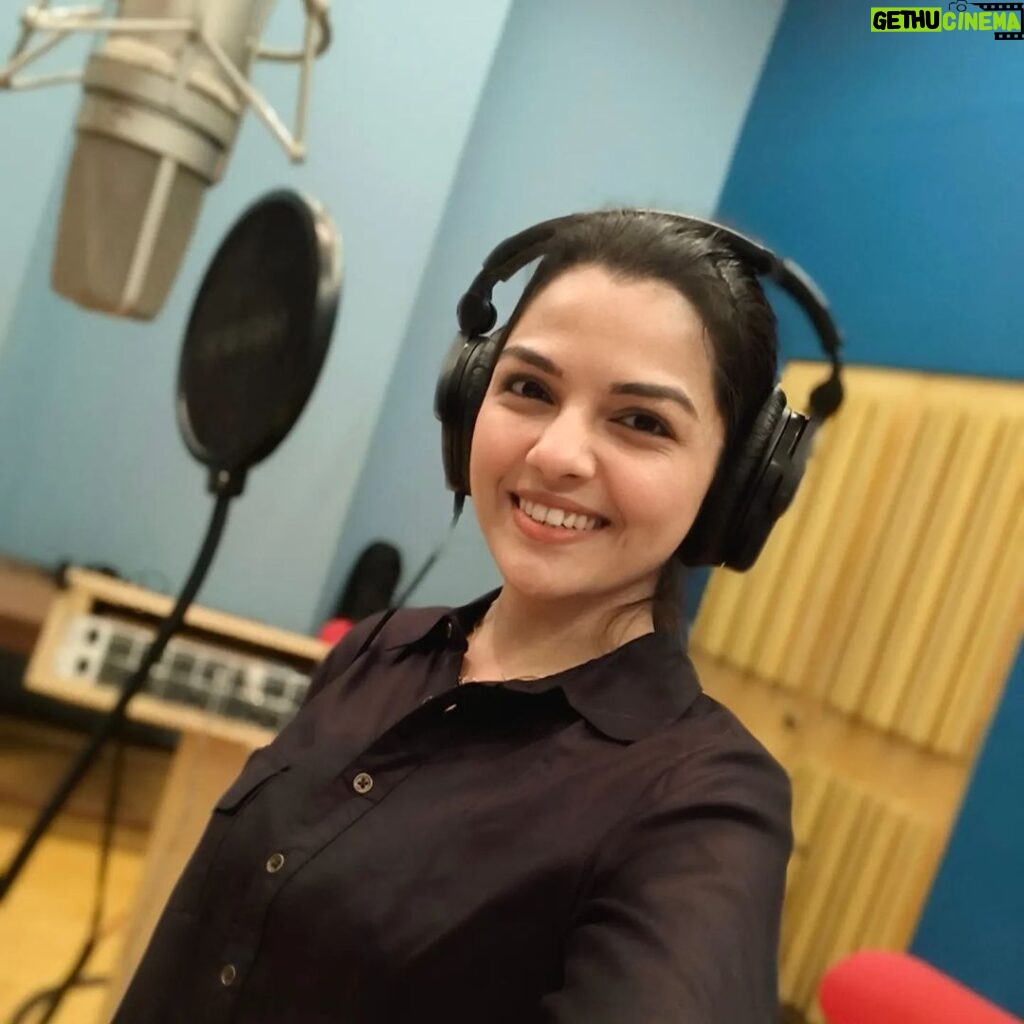 Aarya Ambekar Instagram - To a good recording session! Details to follow soon!! YRF Studios