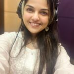 Aarya Ambekar Instagram – From a recent recording! @nisarg_music20 @pandit_dawn