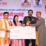 Aarya Ambekar Instagram - Attended the Bharat Ratna Lata Mangeshkar Award ceremony organised by Shri. @deodhar.sunil ji and @myhomeindiaofficial. I remember when I was in 4th std, we had a few new admissions in our class..girls from Meghalaya. After all these years, got to know yday that it was because of Sunilji’s efforts that we now have dentists and teachers in Meghalaya as our friends!!😄😄 @kai_cuddlybear @papang_13_08 Also had a good chat with @kunalstilak @arohwelankar