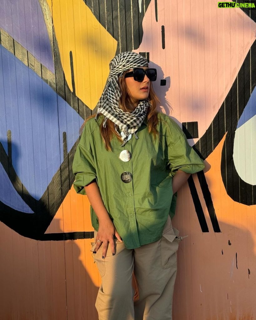Aashika Bhatia Instagram - Desert Safari Dump It Is✌🏻🌸 Wearing @fashionstruc 🤌🏻 Dubai, United Arab Emirates