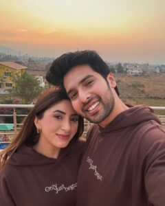 Aashna Shroff Instagram - 🏠🤍