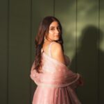 Aashna Shroff Instagram - Shaadi season glow 🌟 wearing @vvanivats hair @nidhiiigada makeup @smitartist shot by @assd_khan