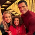 Abby Miller Instagram - Love being in NYC where you can catch old friends & a Live TV Show Taping all in the same moment 👏🏼 thank you to @kellyripa & @sharpefamilysingers @rose.hinoul for your kindness ❤️ catch the show airing on Friday! 😘@livekellyandmark #aldc #aldcalways #abbylee #abbyleemiller #abbyleedancecompany #dancemoms #madhouse #leaveitonthedancefloor #livewithkellyandmark Live with Kelly and Mark