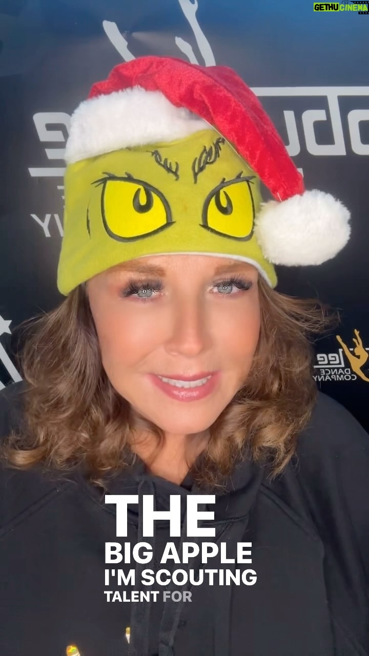 Abby Miller Instagram - This weekend NYC! Who will I see in class?! Head over to the link in my bio to save your spot ππ #aldc #aldcalways #abbylee #abbyleemiller #dancemoms #madhouse #leaveitonthedancefloor #abbyleedancecompany New York, New York