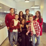Abby Miller Instagram - We had the the BEST time with @therealabbylee !!! ❤️🌟Thank you for always being so kind and supportive towards our family! It was such a treat to have you attend the @livekellyandmark show! Hope you enjoyed our singing & “DANCING”! 😜👏You can catch our performance on Friday the 22nd at 9 AM on ABC! 😍🎤✨🎄❤️ Live with Kelly and Mark