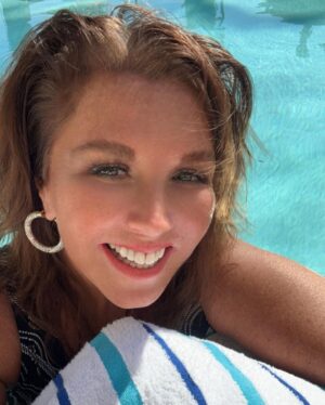 Abby Miller Instagram - Last night it was FREEZING at the  @hollywoodbowl @mariahcarey & all the dancers heated things up! Bravo!!! I was was in a Turtleneck sweater with a poncho and a coat over me! I was wearing a hat & gloves too! Today, I was able to get into the pool! Sunny and 74!!! Cali is Crazy! #concert #xmas #christmas #hollywood #song #songs #fun #cold #winter #wonderful #abbyleedancecompany #abbyleemiller #abbylee #abby #la #aldcla #aldcpgh #aldcalways #pa #leaveitonthedancefloor #dancemoms #season9