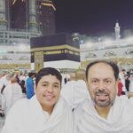 Abdel Aziz El Moslem Instagram - أسأل الله لي ولكم العفو والعافيه والله يرحم والدينا والديكم ويسعدكم بحمد الله رجعنا الكويت بعد أداء #العمره #عبدالعزيز_المسلم #مكه_المكرمه