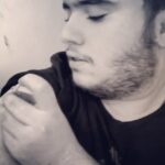 Abdullah Algafari Instagram - اليوم مسلسل كويتي بالسناب في بيتنا مدمن لايفوتكم 🌚 @abdullahkaq 👈🏻 هذا حسابي السناب انسخوه @abdullahkaq @abdullahkaq وترا مشتاقلكم 😢 وانشاء الله راجع بقوة هنا وتعالو سناب عشان ماننقطع عن بعض 💞وترا اقلد المسلسلات مو الكويتين حبايبنا ❤️