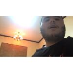 Abdullah Algafari Instagram - بعضهم تافه وبعضهم حقير