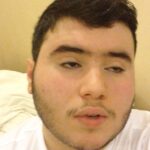 Abdullah Algafari Instagram - مدري كان يقول ياخبيث او شي زي كذا كنت مسكر الدرايش ، عاد احب اقولك لو انك تشوف الفديو ترا جتني عقوبة شكلك داعي علي طاح جوالي بالموية وخرب 💗😊