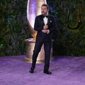 Abed Fahd Instagram - شكر كبير معالي المستشار تركي آل الشيخ على جهودكم المبذولة @turkialalshik ‎ شكرا على الدعوة @joyawards.official ‎ للقاء جميل مع الزملاء والنجوم @munawassefofficial @ayman_zedan_ @basselkhaiatofficial @taimhasan @maximkhalil1 @sulafa.mimar @dimakandalaftofficial @karessbasharofficial Thank you style and fashion designer @ramisalamoun . . . #ksa #ksa🇸🇦 #abedfahed #actor #style #star #tv #film #happy Riyadh, Saudi Arabia