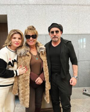 Abed Fahed Instagram - السيدة منى واصف  والسيدة نسرين ظواهرة مهرجان
 #joyawards 
20 January 2024