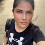 Abha Paul Instagram - From sunrise to burn, 550 calories gone. Teamwork makes the dream work! 🔥 #FitnessJourney #DanceFitness #CalorieCrusher” Mumbai, Maharashtra