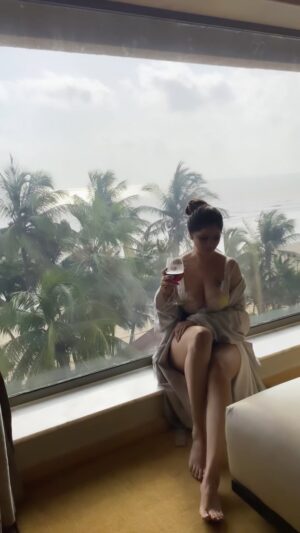 Abha Paul Instagram - Hello #august 💓