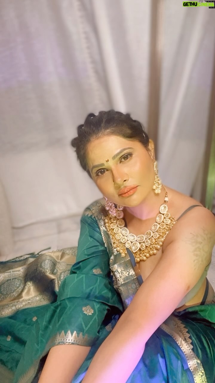 Abha Paul Instagram - Kya tum Mujhe talash karoge? 🥹