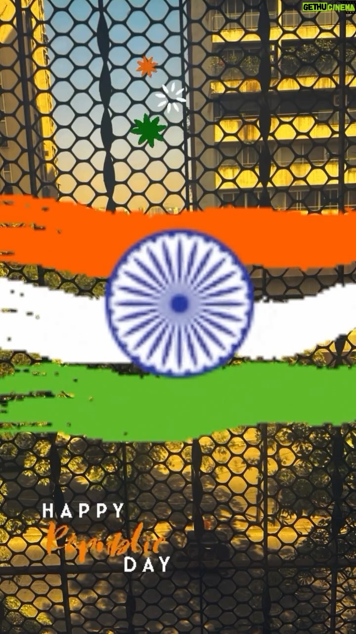 Abha Paul Instagram - Bharat, woh desh jahan ki mitti hi sona hai. Jahan ki sanskriti aur itihaas ki gahraai humein garv se bhar deti hai. Aaj hum sab milkar apne desh ke liye samarpit hain. Jai Hind! 🇮🇳 #BharatKiShaan #VandeMataram #JaiHind #RepublicDayIndia