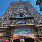 Abha Paul Instagram - Meenakshi Amman ka mandir, jahan har shilp kaam kahani sunata hai, aur galiyon mein phaili sugandh aatma tak ko chhoo jati hai. ✨ #MeenakshiAmman #MaduraiKiShaam #DivineVibes #SpiritualSojourn #TempleTales 🕉️✨ Meenakshi Amman Temple Madurai
