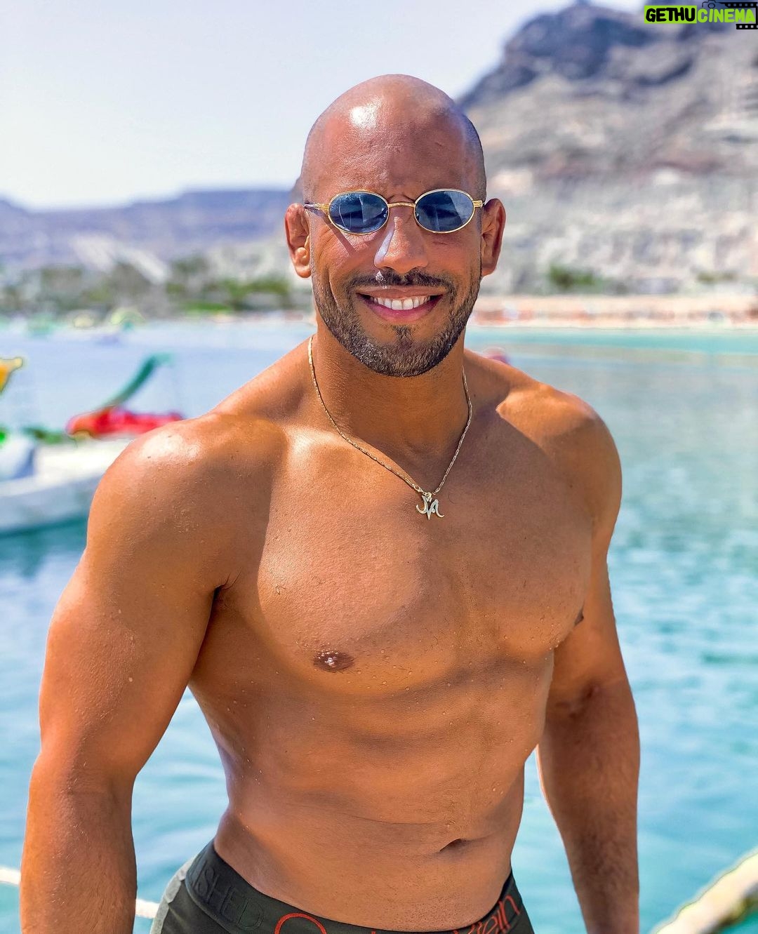 Abu Azaitar Instagram - I see blue everywhere 🦋 What do you see ? Morocco